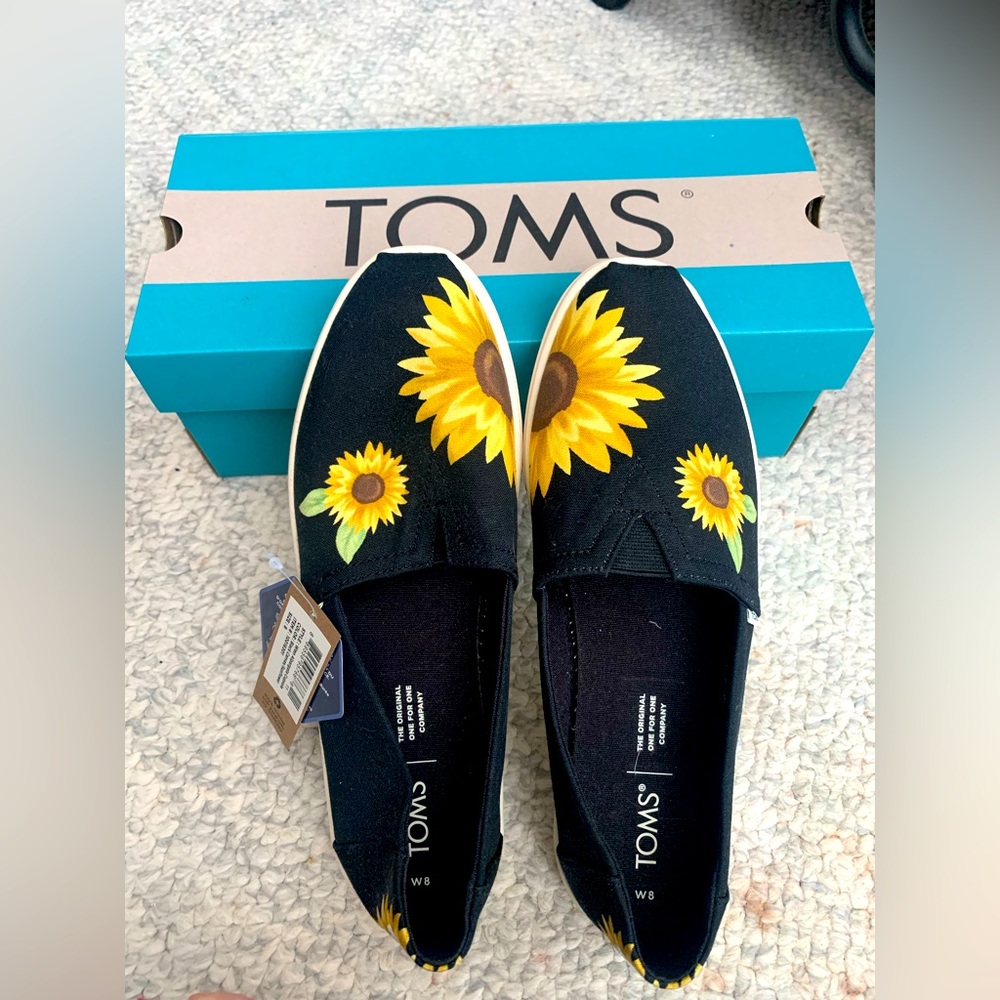 Sunflower Toms